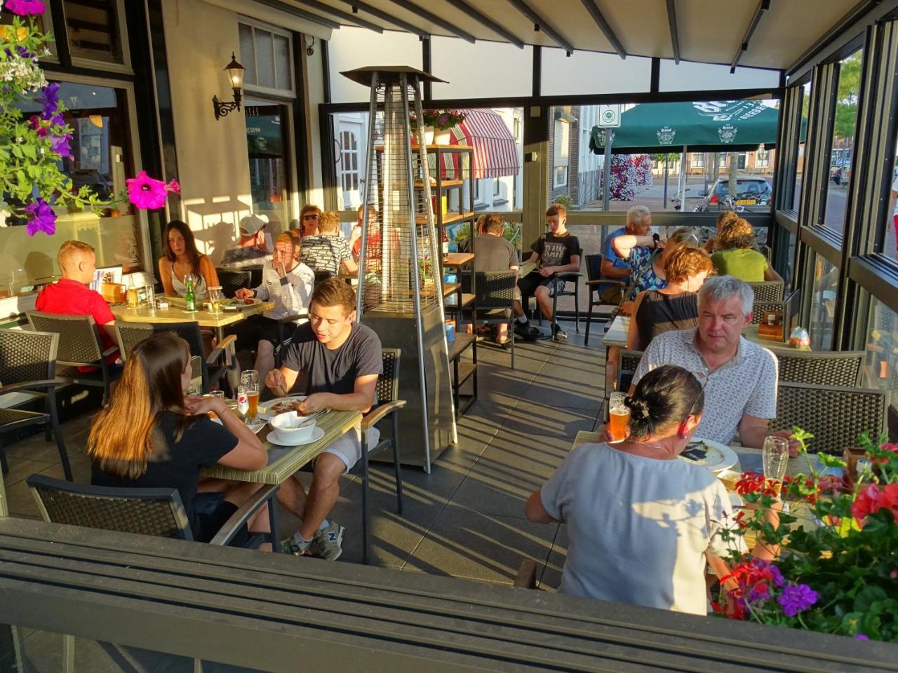 Hotel Cafe Restaurant "De Kroon" Wissenkerke Exterior foto